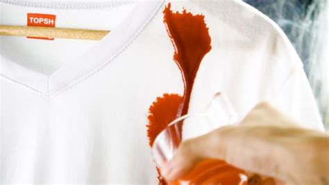 using fake blood on clothes|how to get blood on a shirt.